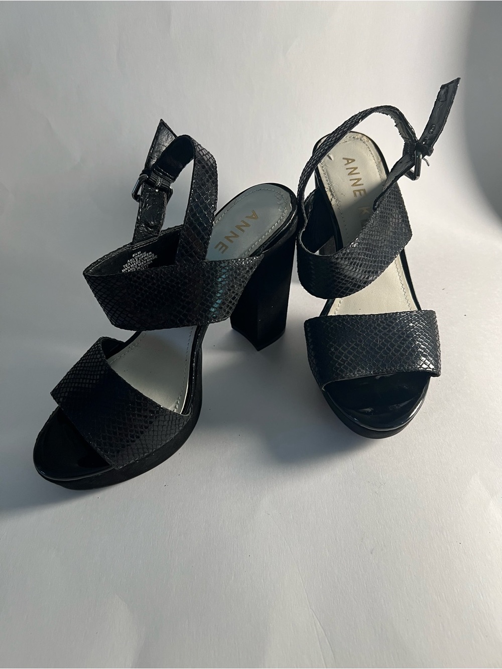 Anne Klein Black Snake-Texture Block Heel Sandals with Ankle Strap Size 8.5